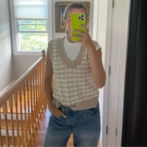 Abercrombie sweater vest herringbone